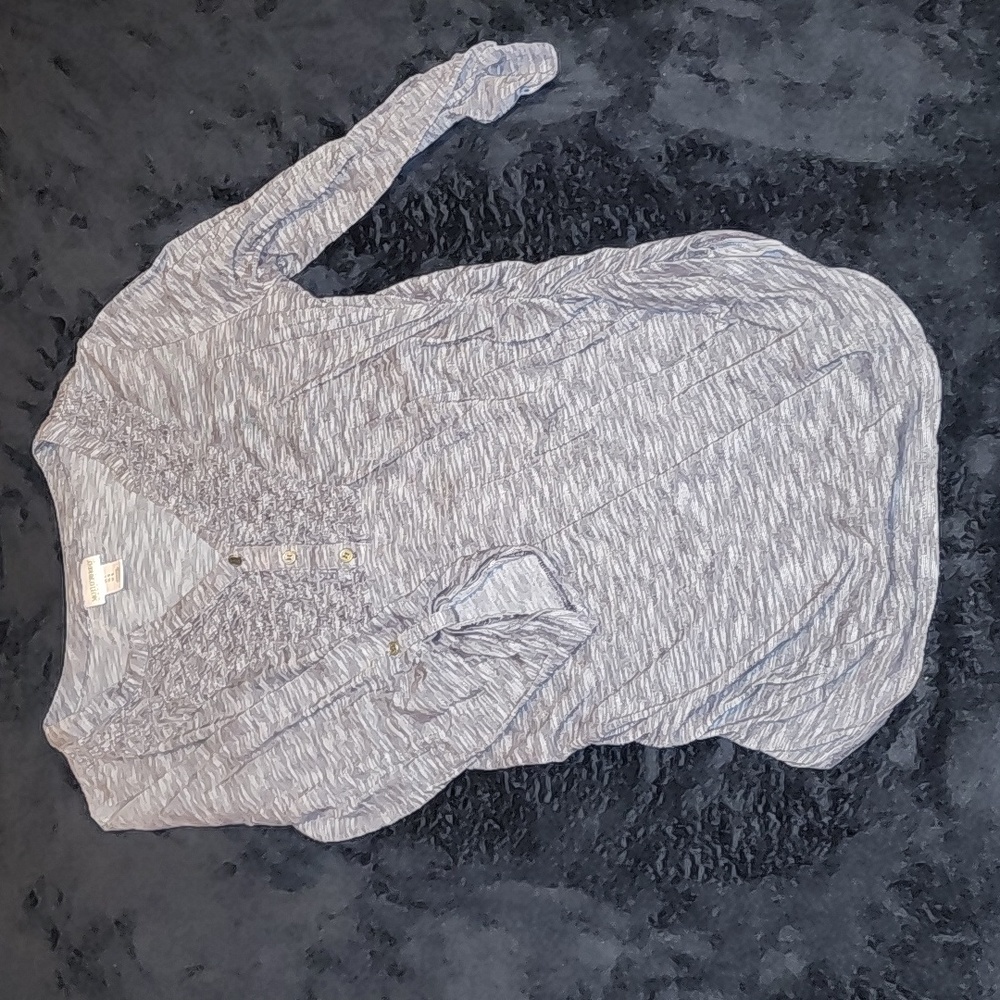 Motherhood Maternity sz L 3/4 sleeve shirt